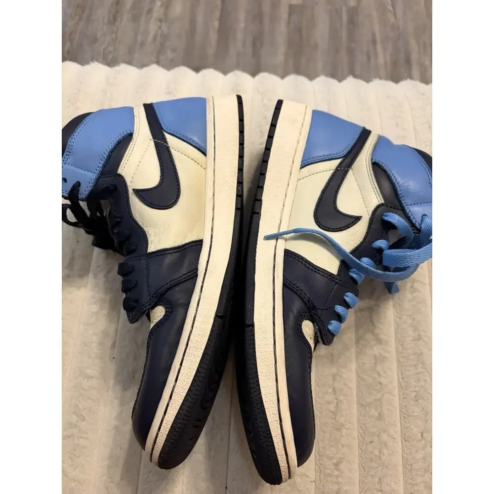 Nike Air Jordan 1 Retro High OG Men’s Size 8.5 Obsidian UNC 2019 555088-140